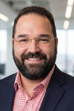 A hands on approach in Panama City allows Enzo Carpanetti to find the ground truth needed for faster decision making and building team trust
